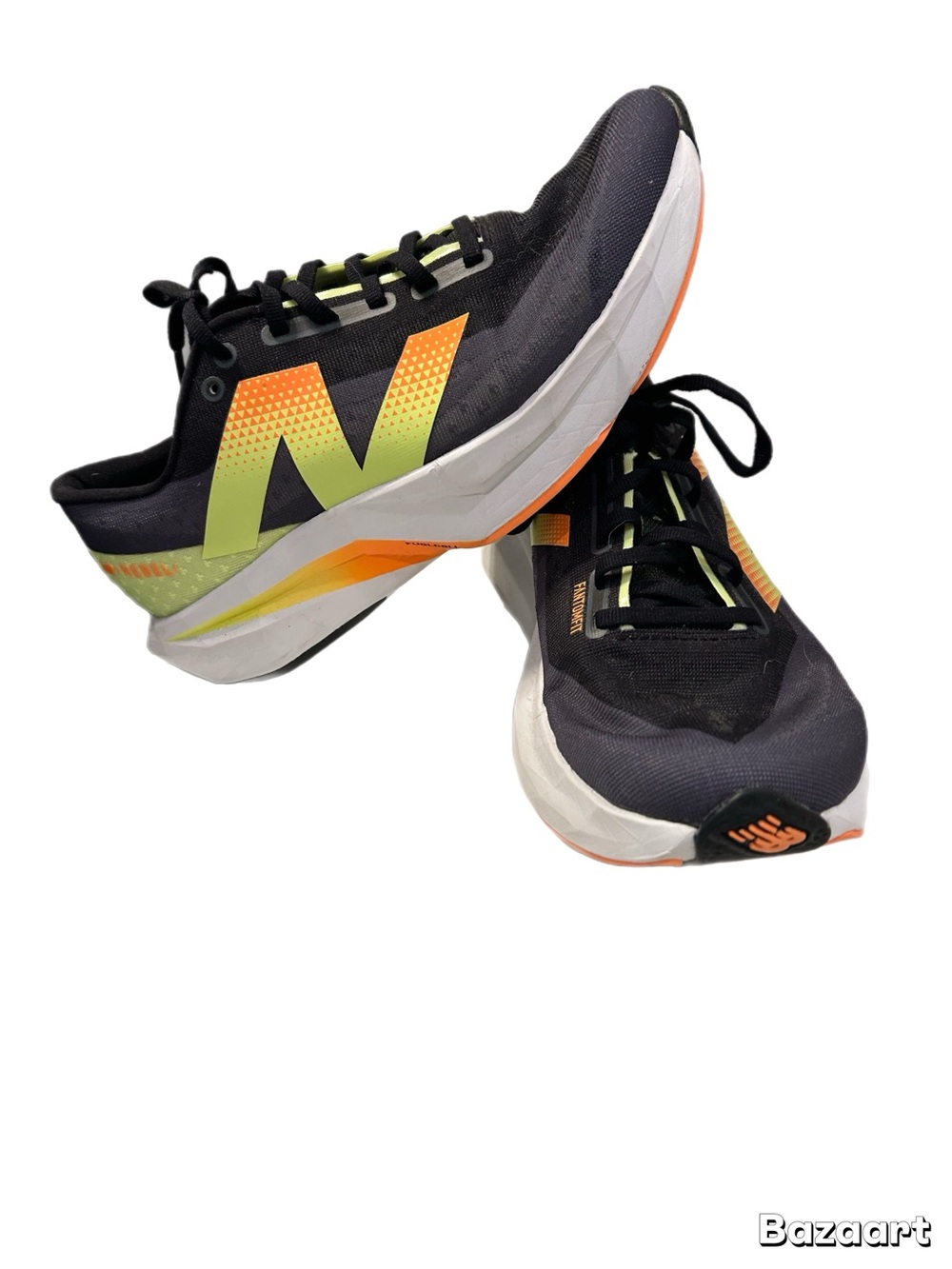 New Balance FuelCell Rebel v4 Running Shoes – Men’s Size 9.5